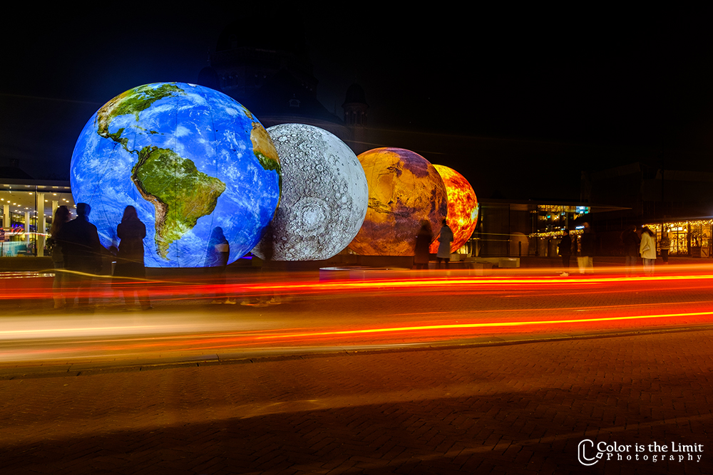 Glow Helmond