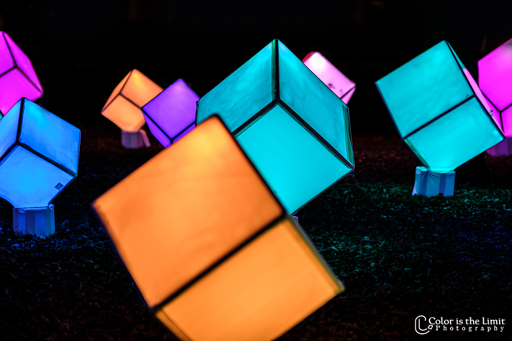 Glow Helmond