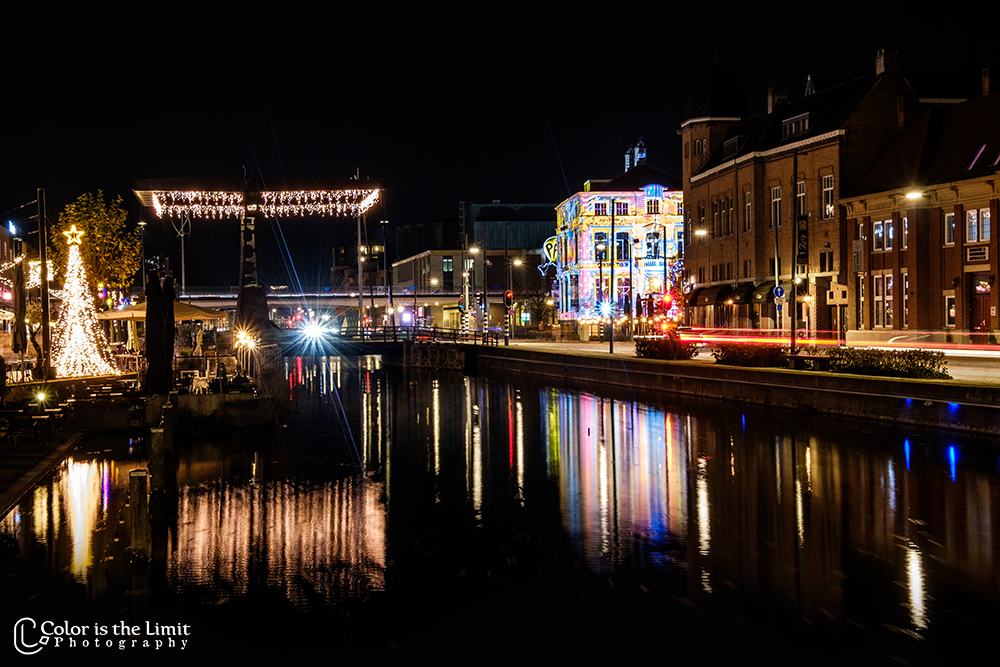 Glow Helmond
